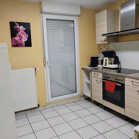 Apartment T3 Proche De Bale